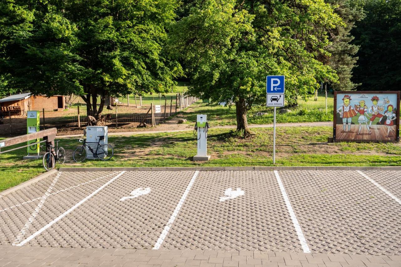 Chata Pod Ostrym Vrchom Hotel Soblahov Luaran gambar